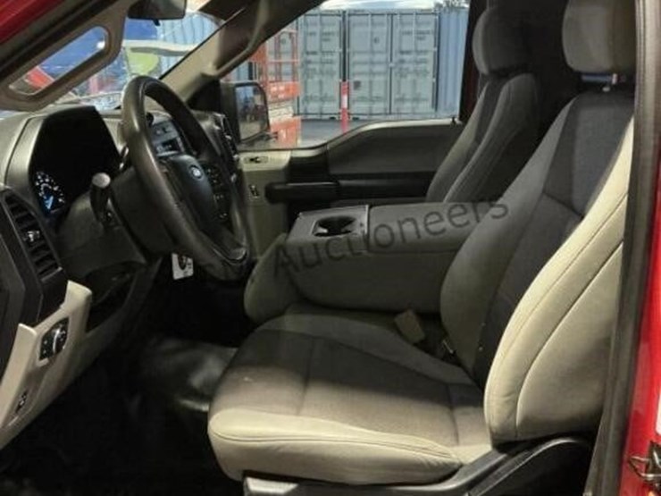2019-ford-f150-image-21