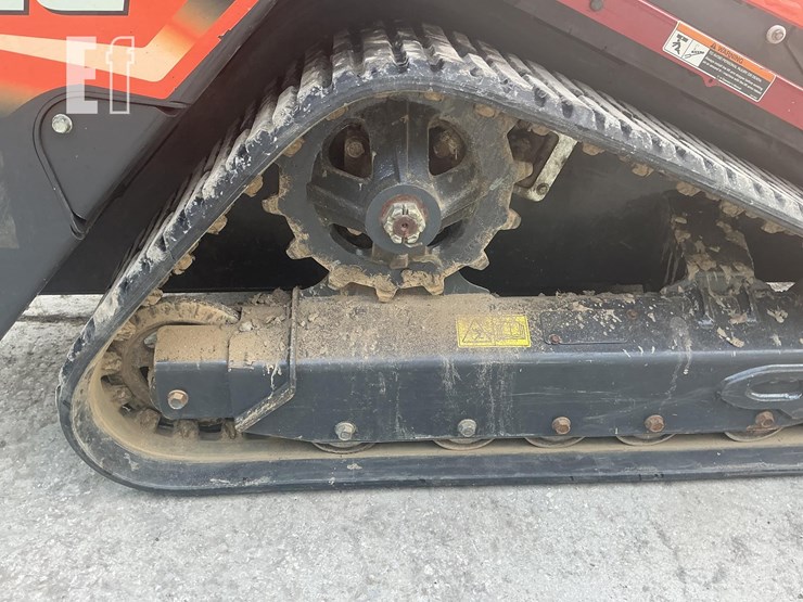 2021-kubota-scl1000-image-10