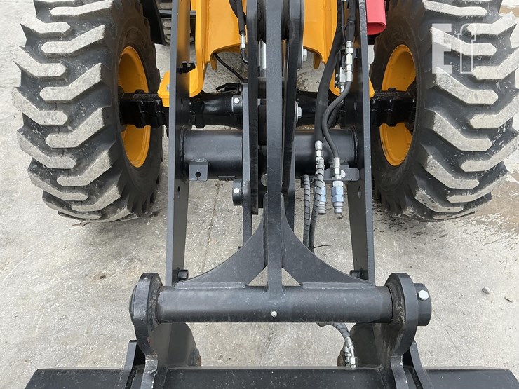 2024-jcb-407-image-10