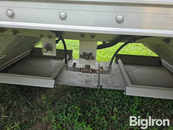 2014-timpte-super-hopper-image-19