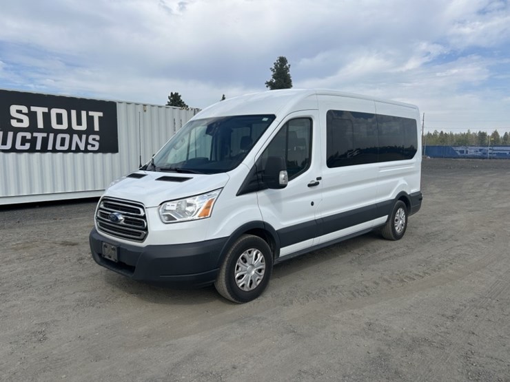 2018-ford-transit-image-1
