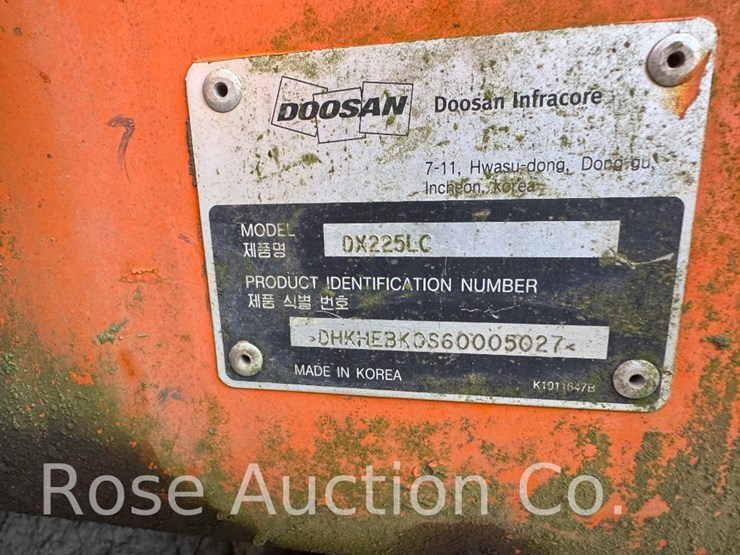 doosan-dx225-lc-image-11