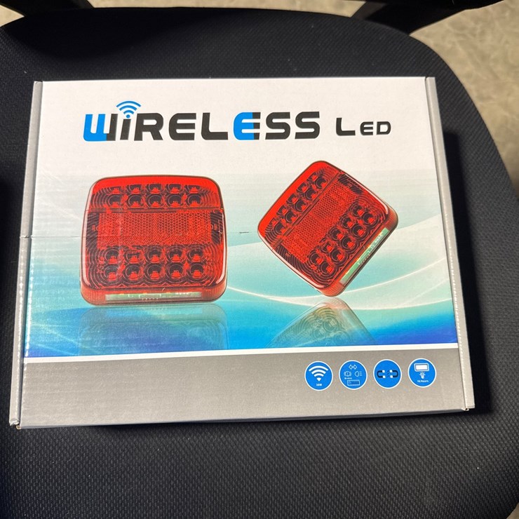 #1016 • Wireless LED lights