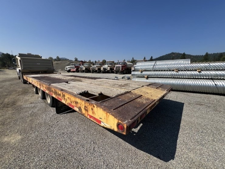 1995-gem-state-tri-axle-equipment-trailer-image-3