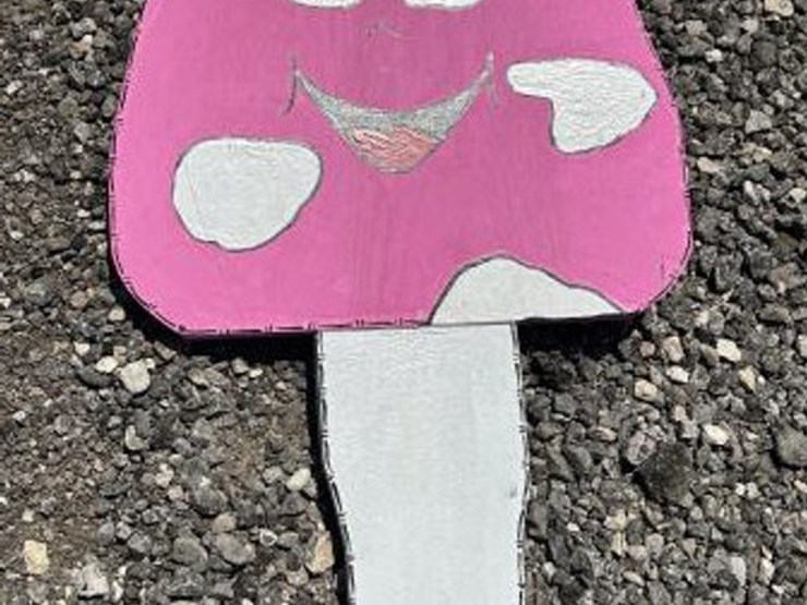 #77-•-custom-wood-art---pink-mushroom-w-/-bumblebee-image-2
