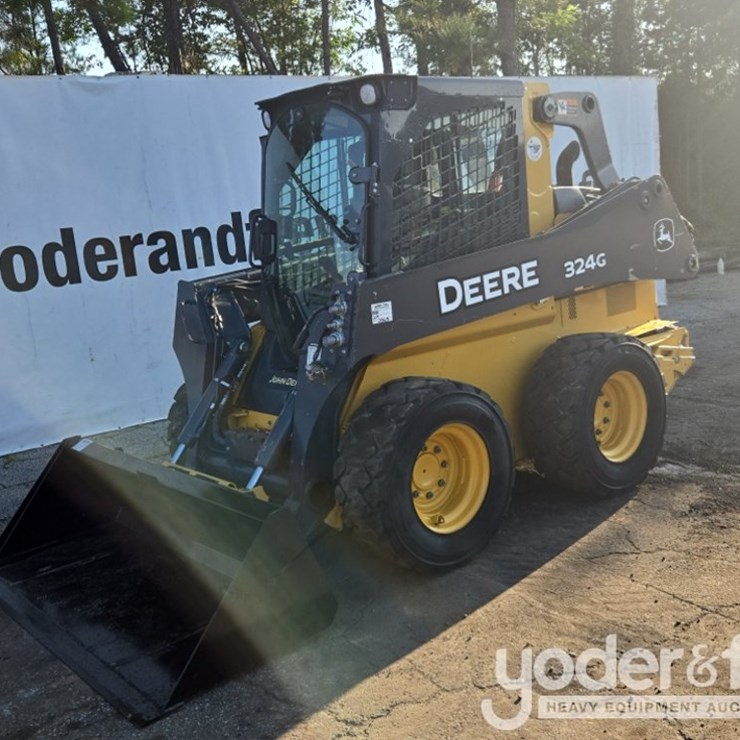 2019 DEERE 324G