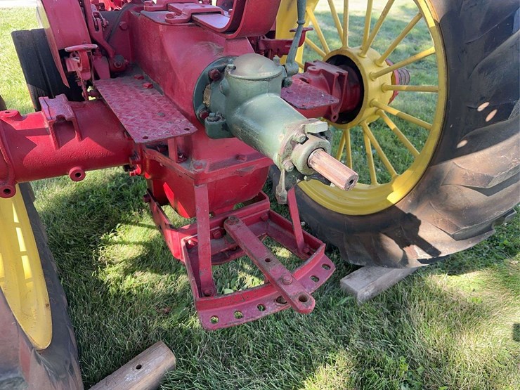 massey-harris-challenger-image-16