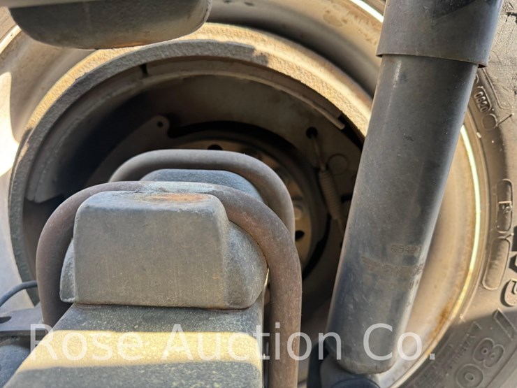 2015-freightliner-m2-112-single-axle-truck-tractor-(saluda,-va)-image-13