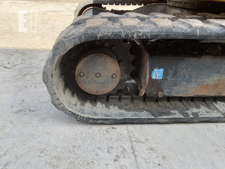 2014-deere-50g-image-10