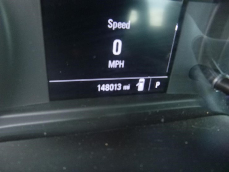 2020-chevrolet-1500-image-11
