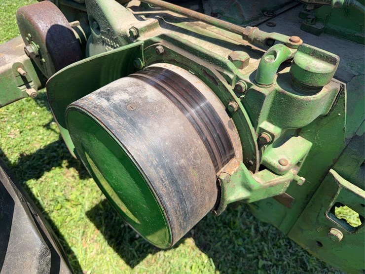 john-deere-70-image-29