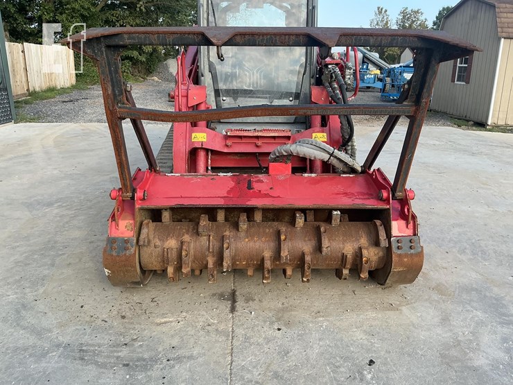 2019-takeuchi-tl12v2-image-11