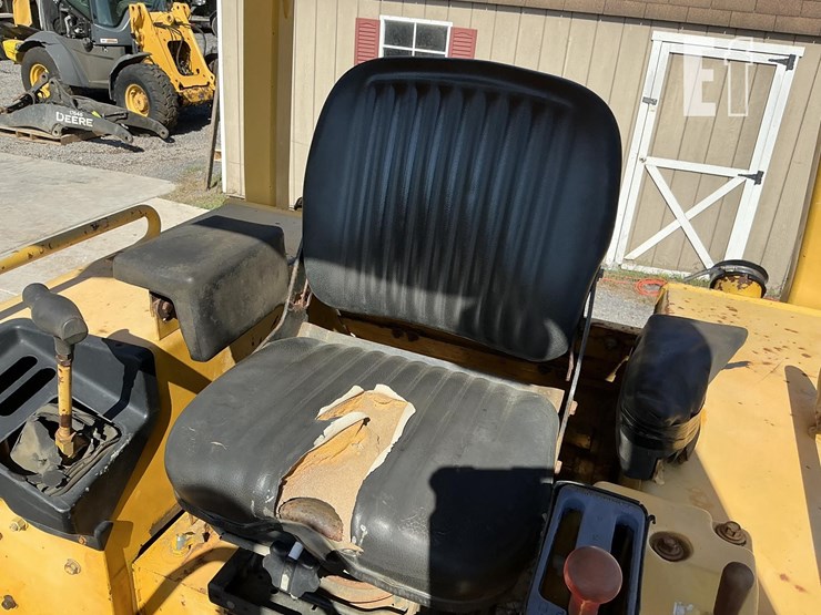 1994-deere-450g-lt-image-13