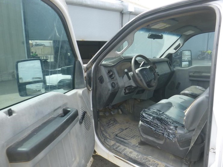 2015-ford-f350-image-5
