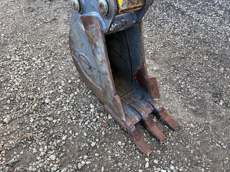 2023-komatsu-pc45mr-5-image-8