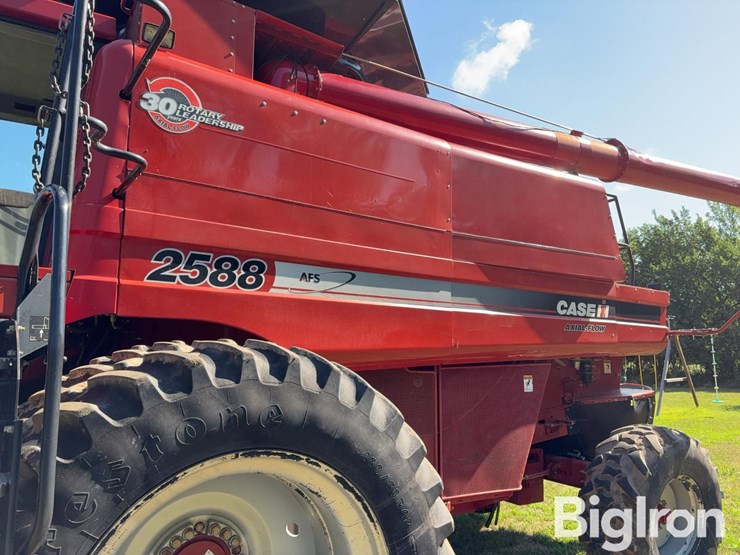 2007-case-ih-2588-image-11
