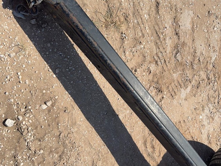 20'-header-trailer-image-12