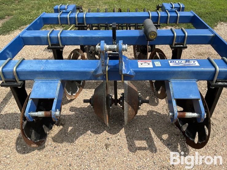 blu-jet-track-master-image-9