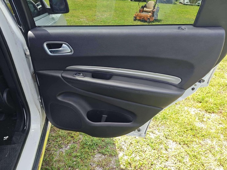 2019-dodge-durango-image-27