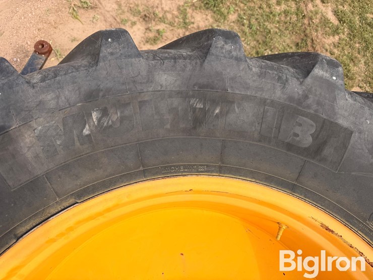 john-deere-10-image-16