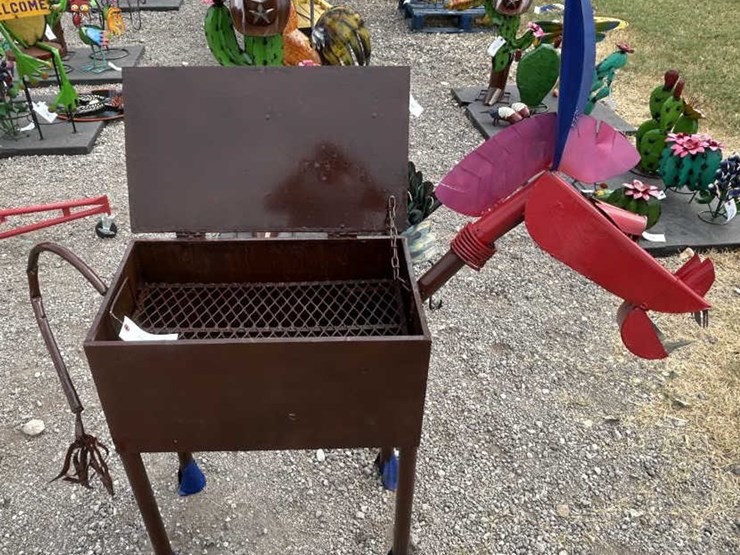#148-•-metal-art---donkey-bbq-grill-image-1