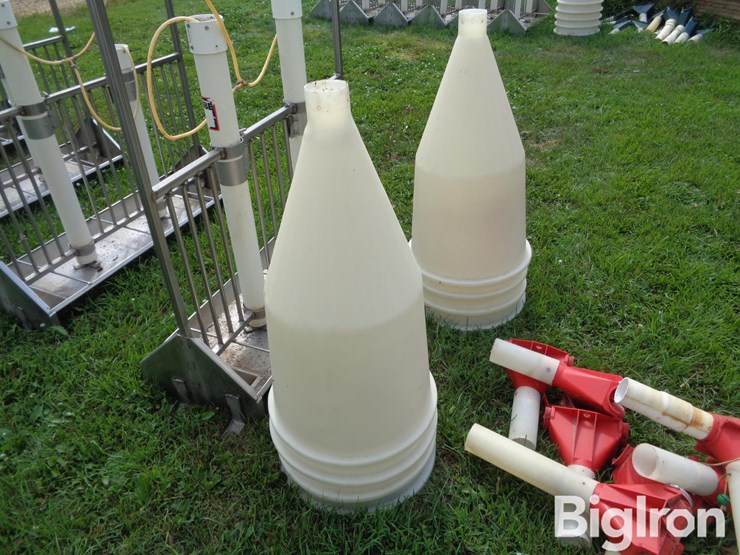 stainless-steel-tube-feeders-image-17