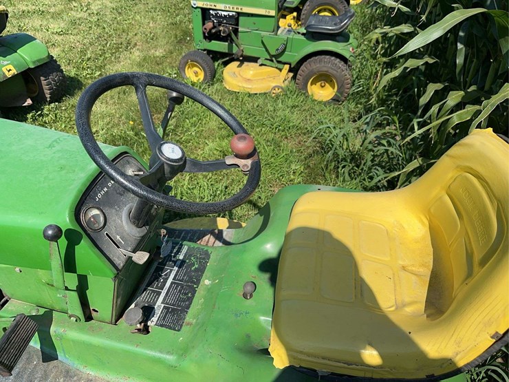 john-deere-120-image-7