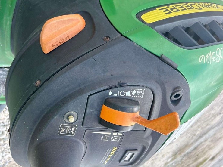 john-deer-48in-riding-mower.-image-16