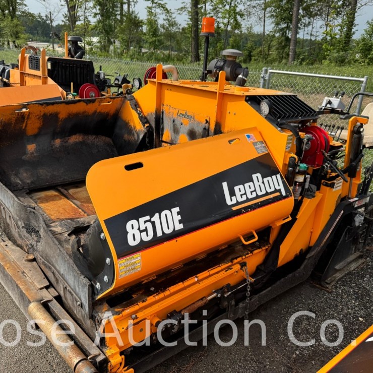 2022 LEEBOY 8510E