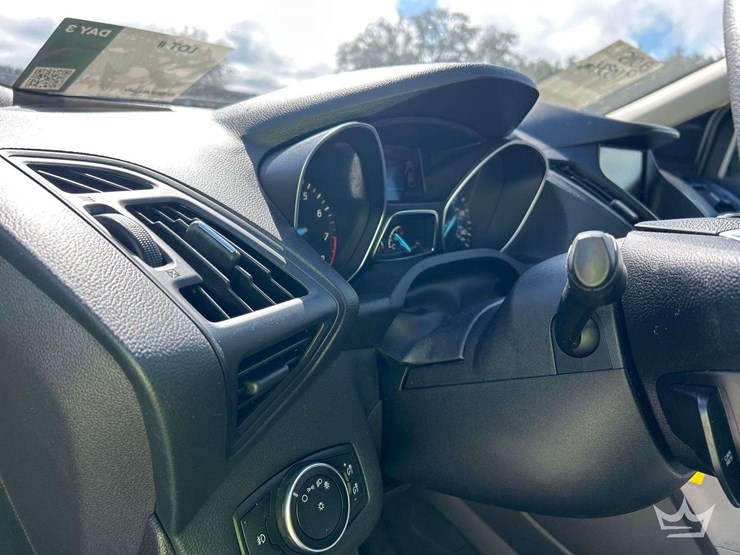2015-ford-escape-image-14