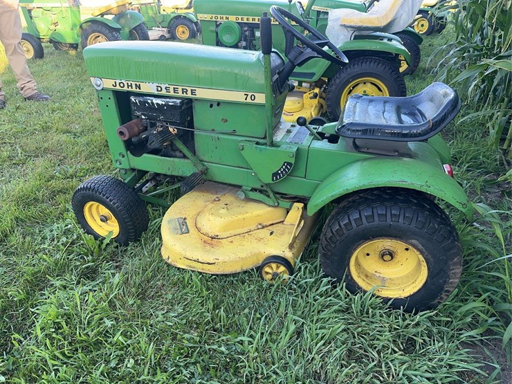 john-deere-70-image-2