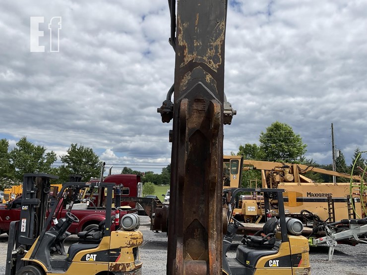 2016-volvo-ec220el-image-12