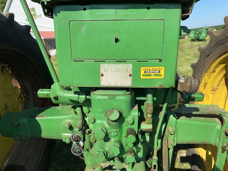 john-deere-70-image-19