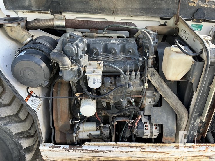 2009-bobcat-v417-image-17