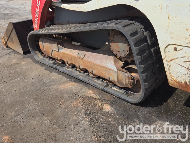 2018-takeuchi-tl12r2-image-9