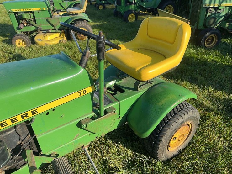 john-deere-70-image-6