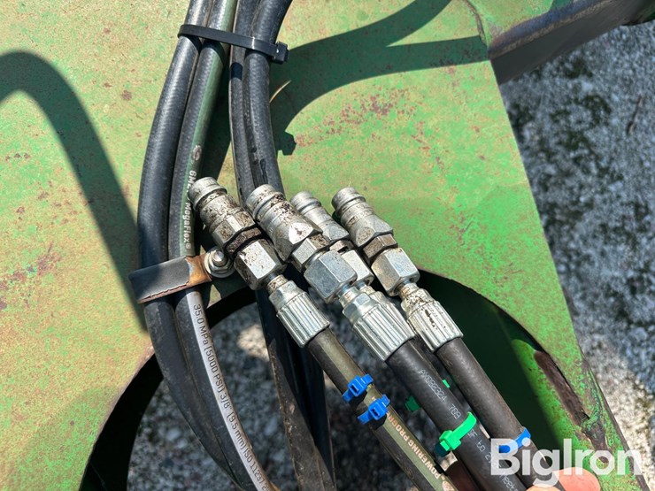 john-deere-630-image-10