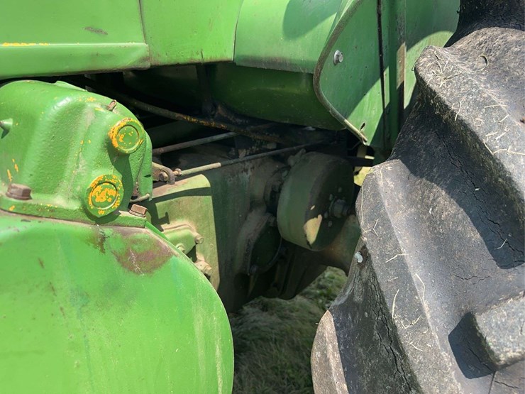 john-deere-r-image-13