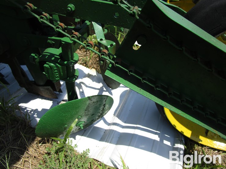 john-deere-71-image-13