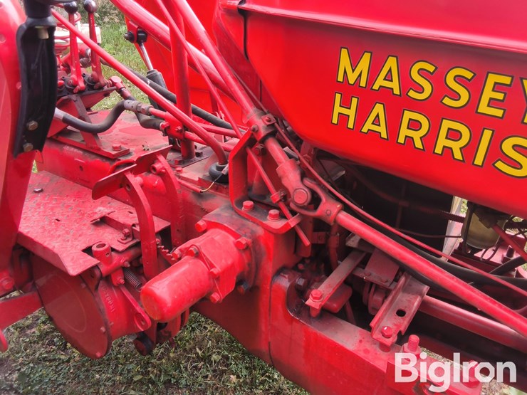 massey-ferguson-33-image-16