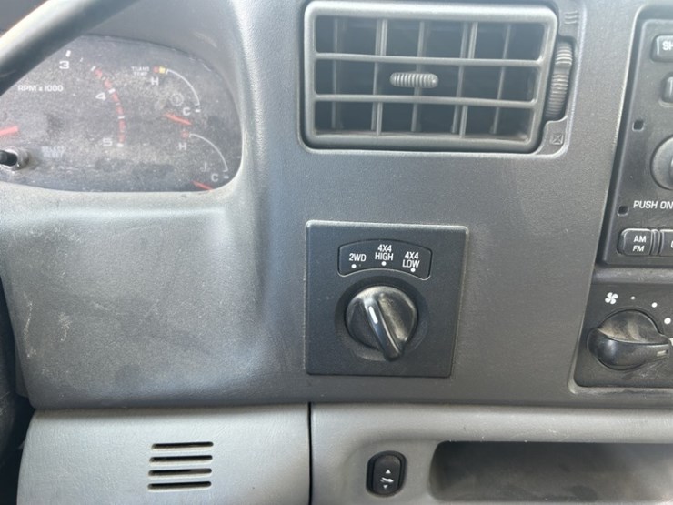 2002-ford-f350-xlt-image-23