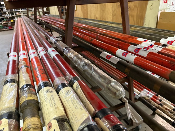 new-2”-x-1-1/2”-x-16’,-4’mtl-plgr,-hvr,-ss-trim-downhole-pump-image-2