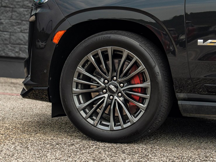 2024-cadillac-escalade-esv-image-27