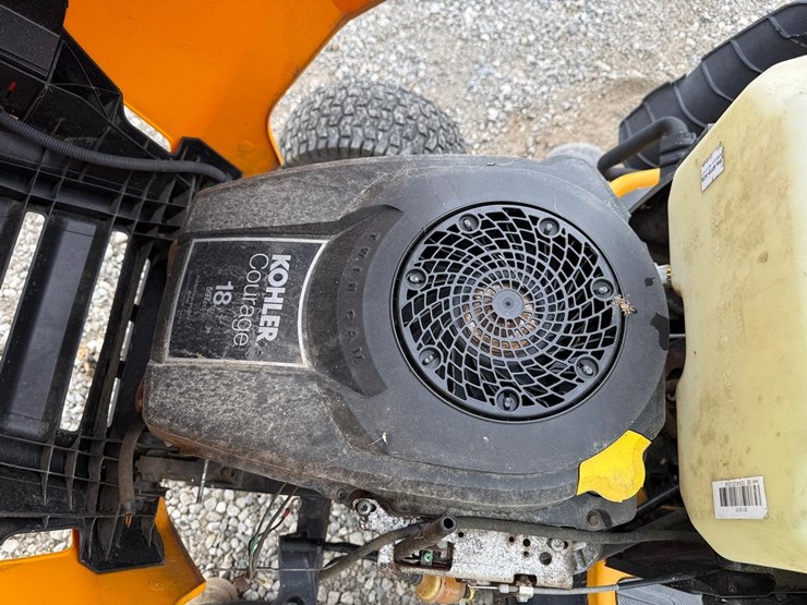 2015-cub-cadet-xt1-lt42-image-12