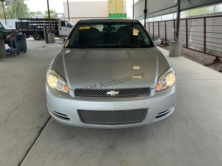 2015-chevrolet-impala-sdn-image-3