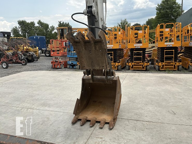 2020-bobcat-e145-image-11