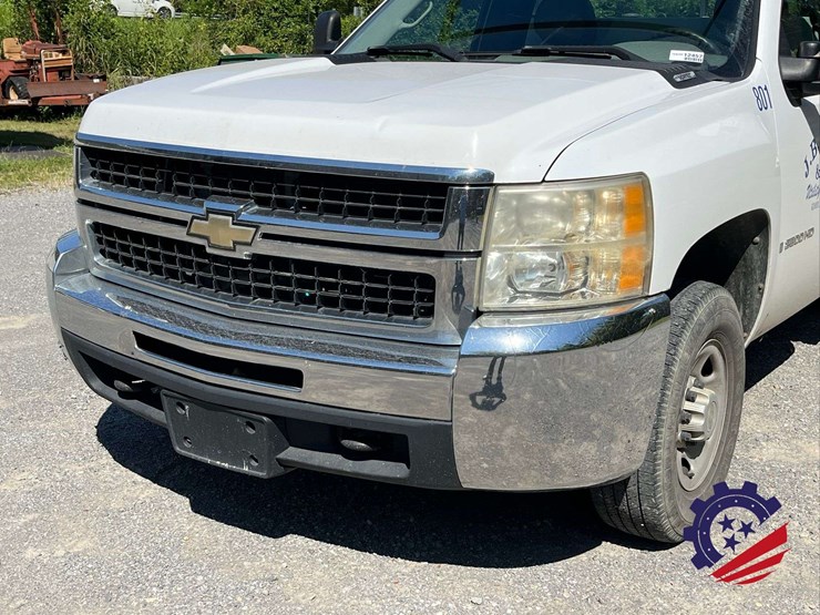 2009-chevrolet-silverado-2500-image-15