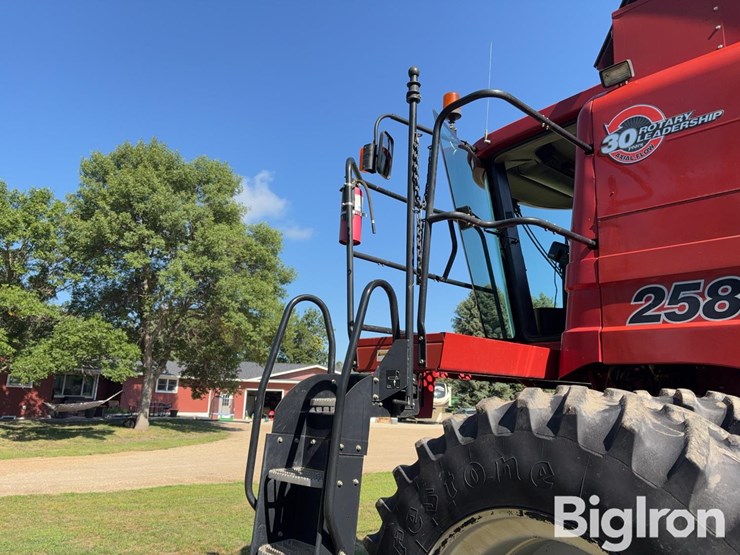 2007-case-ih-2588-image-10