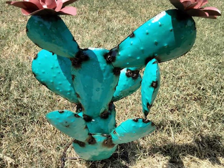 #116-•-metal-art---medium-blue-cactus-w/coral-flowers-image-1
