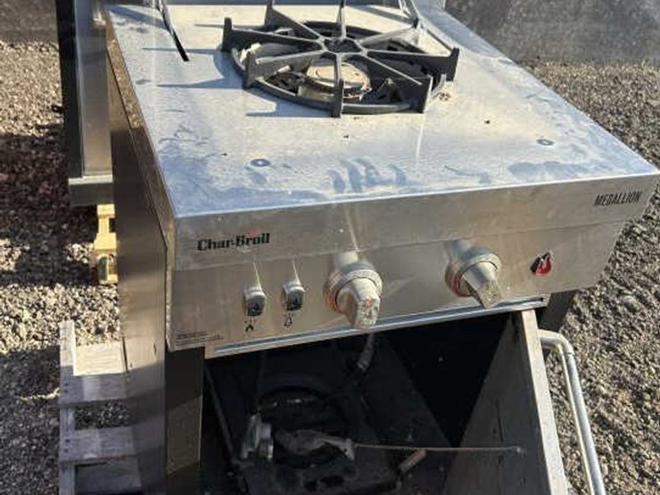 #206-•-5---piece-char-broil-medallion-outdoor-kitchen-image-10